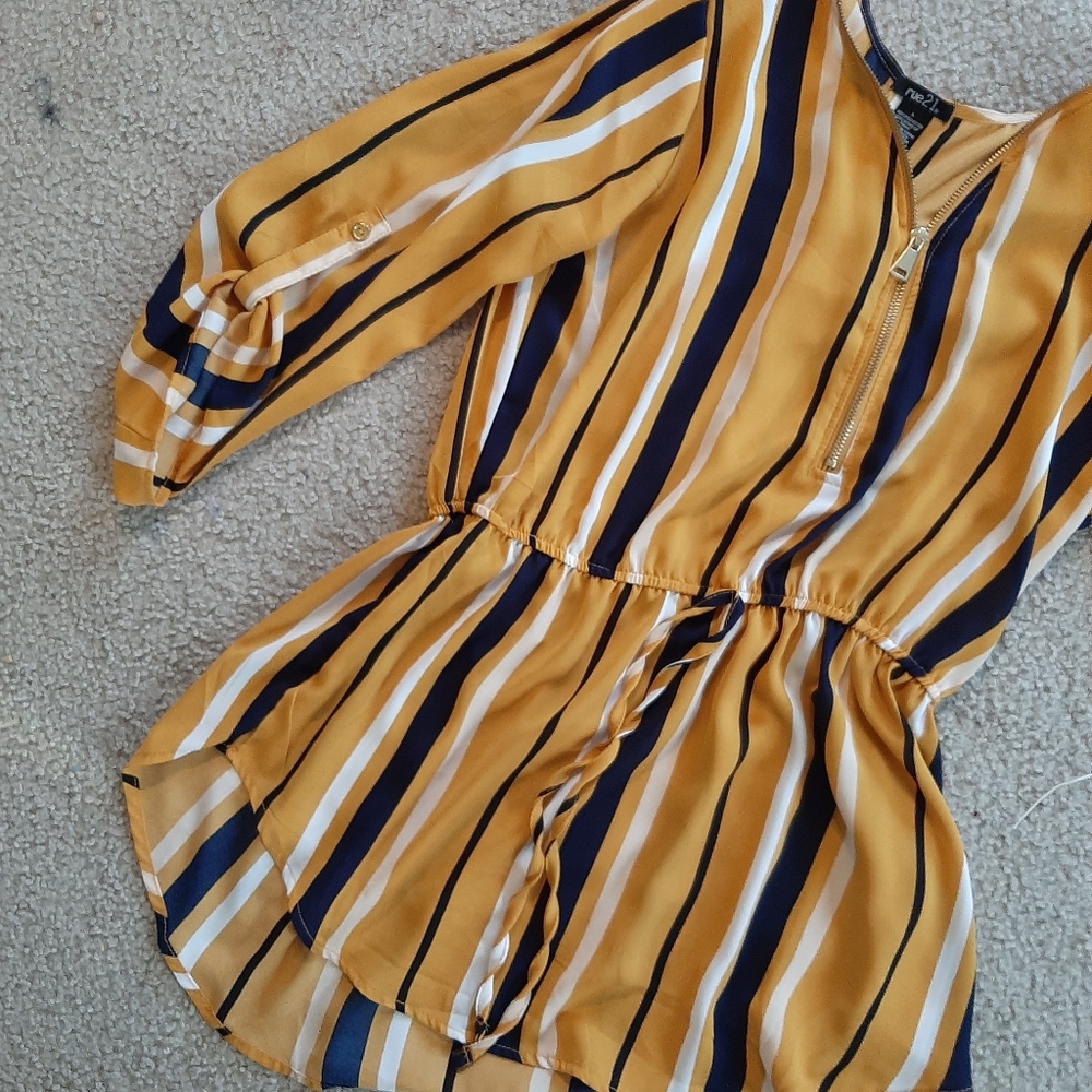 yellow striped blouse - Picture 5 of 10